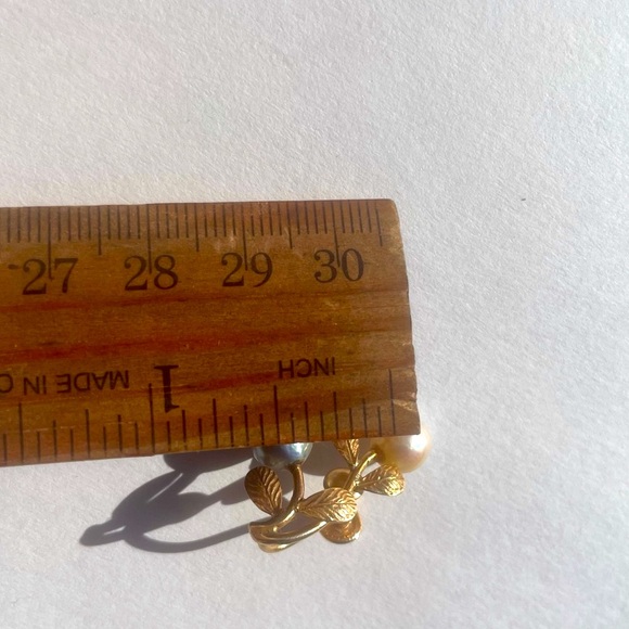 Vintage 14k Gold and Pearl Screw or clip on Earrings for un pierced Ears - Picture 15 of 15